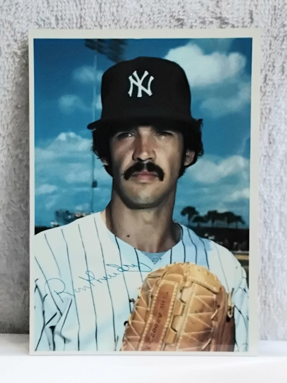 3/$25 VG/E 1980 Topps 5" x 7" Ron Guidry Jumbo MLB Signature Card 7!!